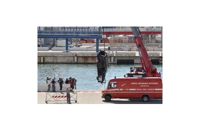 Auto in mare a Genova