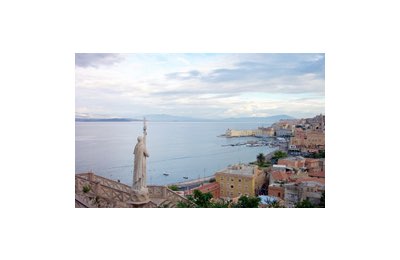Il Golfo di Gaeta. Il naufragio è avvenuto a sei miglia da Punta Stendardo