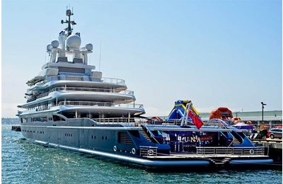 Superyacht Luna