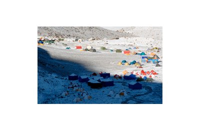 Venerdì mattina Maurizio e l'amico Albi, si sono svegliati sommersi dalla neve