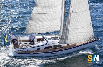 Hallberg-Rassy 340 Edition Two, interni nuovi per la crociera in coppia