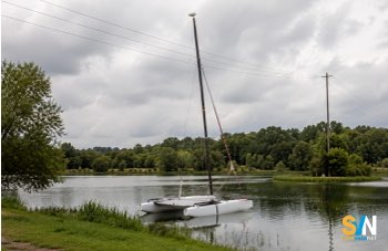Catamarano urta una linea elettrica da 20.000 volt: due morti in Francia