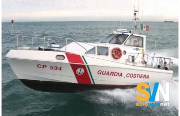 Taranto, tre uomini dispersi in mare: ricerche in corso dalla Guardia Costiera
