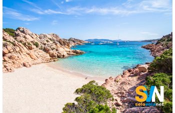 Parco della Maddalena: turismo nautico, boe e gestione tra polemiche e soluzioni