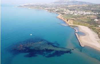 Bassa marea anomala: riaffiora un’isola in Sicilia
