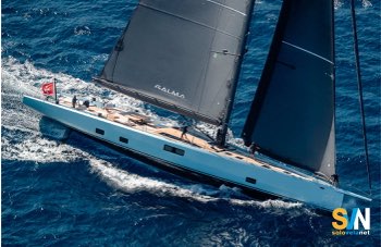 Wallywind110, il segreto del salone rialzato che scompare nel profilo della barca