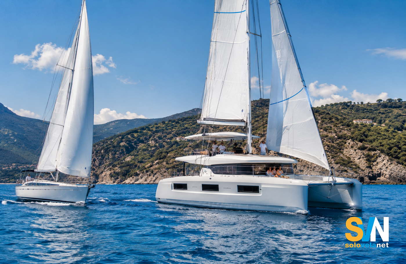 Catamarani contro monoscafi: perché il mercato della vela ha preso due strade diverse