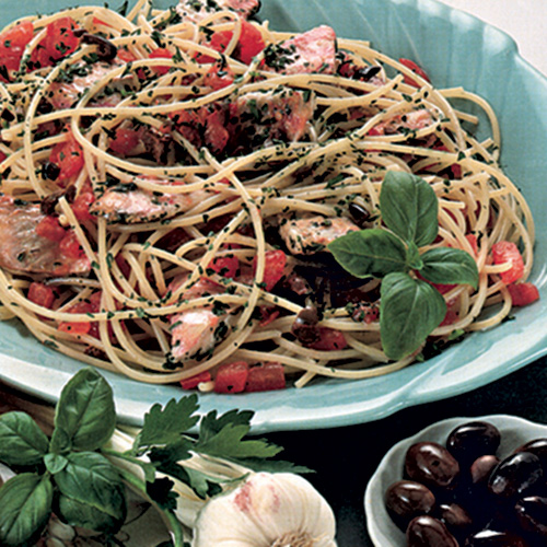 Spaghetti con triglie e olive