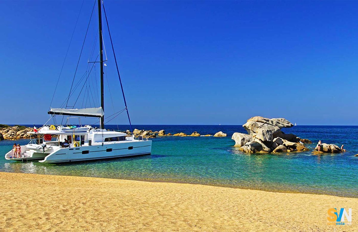 Noleggio catamarano: le 10 domande più cercate su Google
