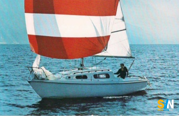 L'Alpa 6,70, una barca molto piccole che al tempo non aveva neanche l'impianto idrico