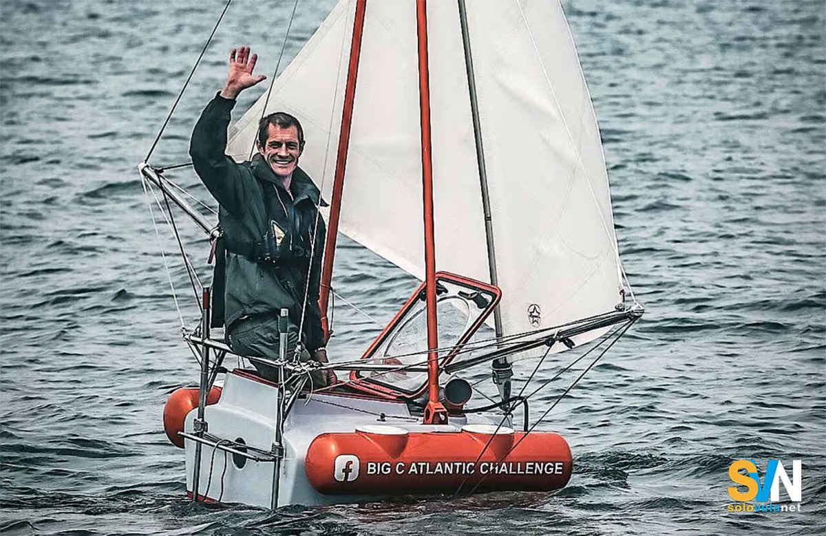 Il marinaio inglese Andrew Bedwell aveva già provato a traversare l'atlantico nel 2023 con una barca di appena 1 metro, ma poche ore dopo la partenza si era aperta una via d'acqua e Andrew dovete rinunciare e rientrare in porto