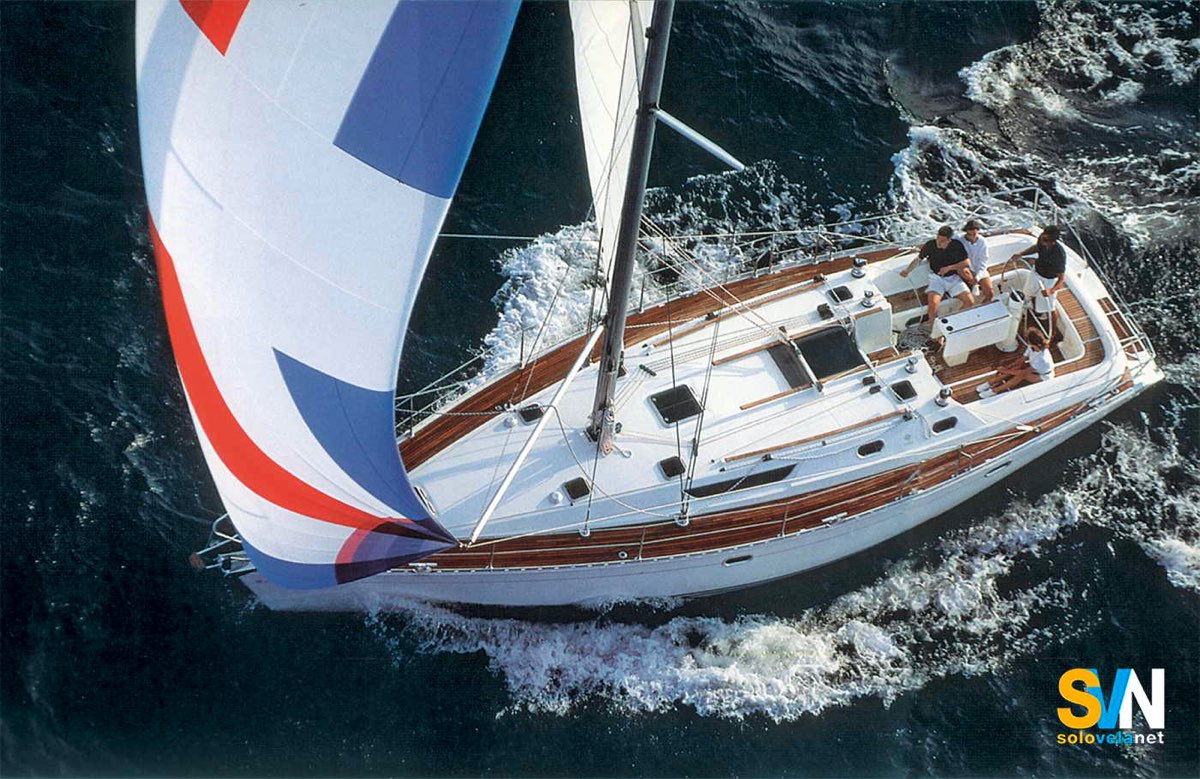 Sun Odyssey 42.2, modello della Jeanneau che vede la luce a metà degli anni 90 e viene costruito sino all'2000