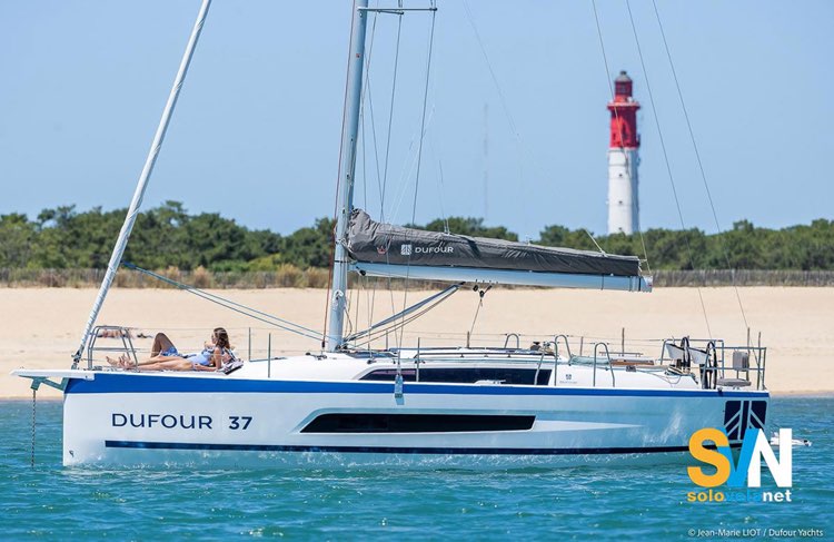 Dufour 37, il natante progettato dallo Studio Felci Yacht Design