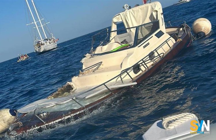 Il gozzo dopo la collisione con il 40 metri a vela dove ha trovato la morte Adrienne Vaughan