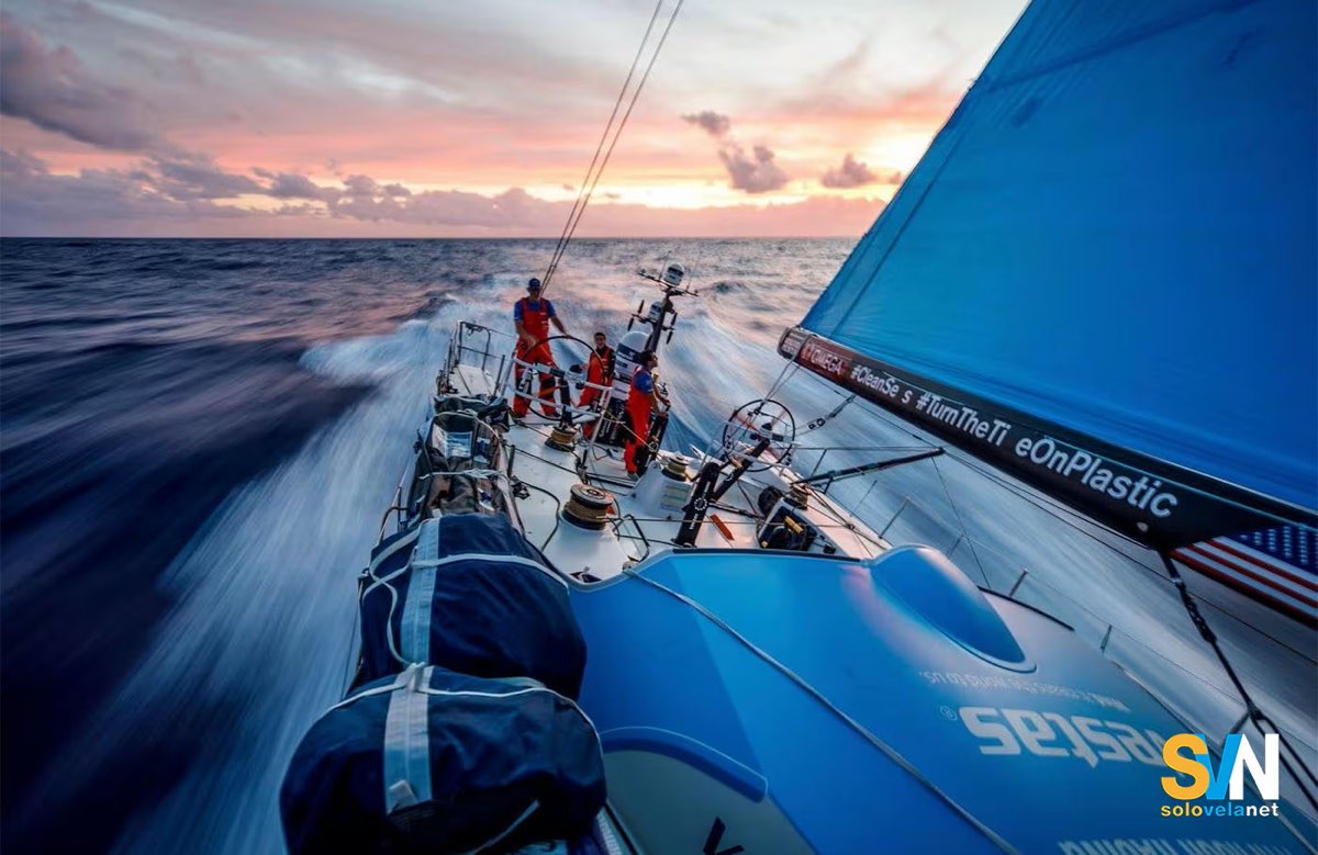 The Ocean Race – vita a bordo – Turni di guardia in condizioni impegnative durante una lunga tappa, coperta costantemente bagnata e ritmi serrati