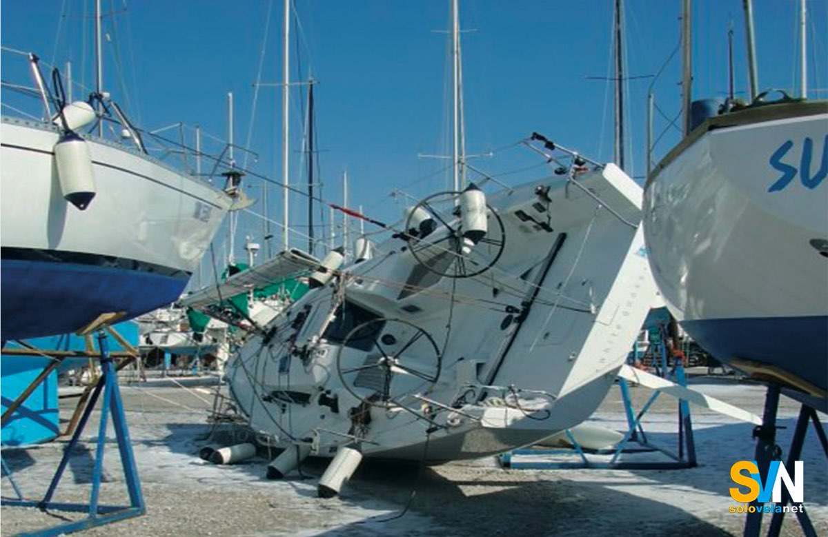 La barca , durante una burrasca di Bora è caduta dall'invaso
