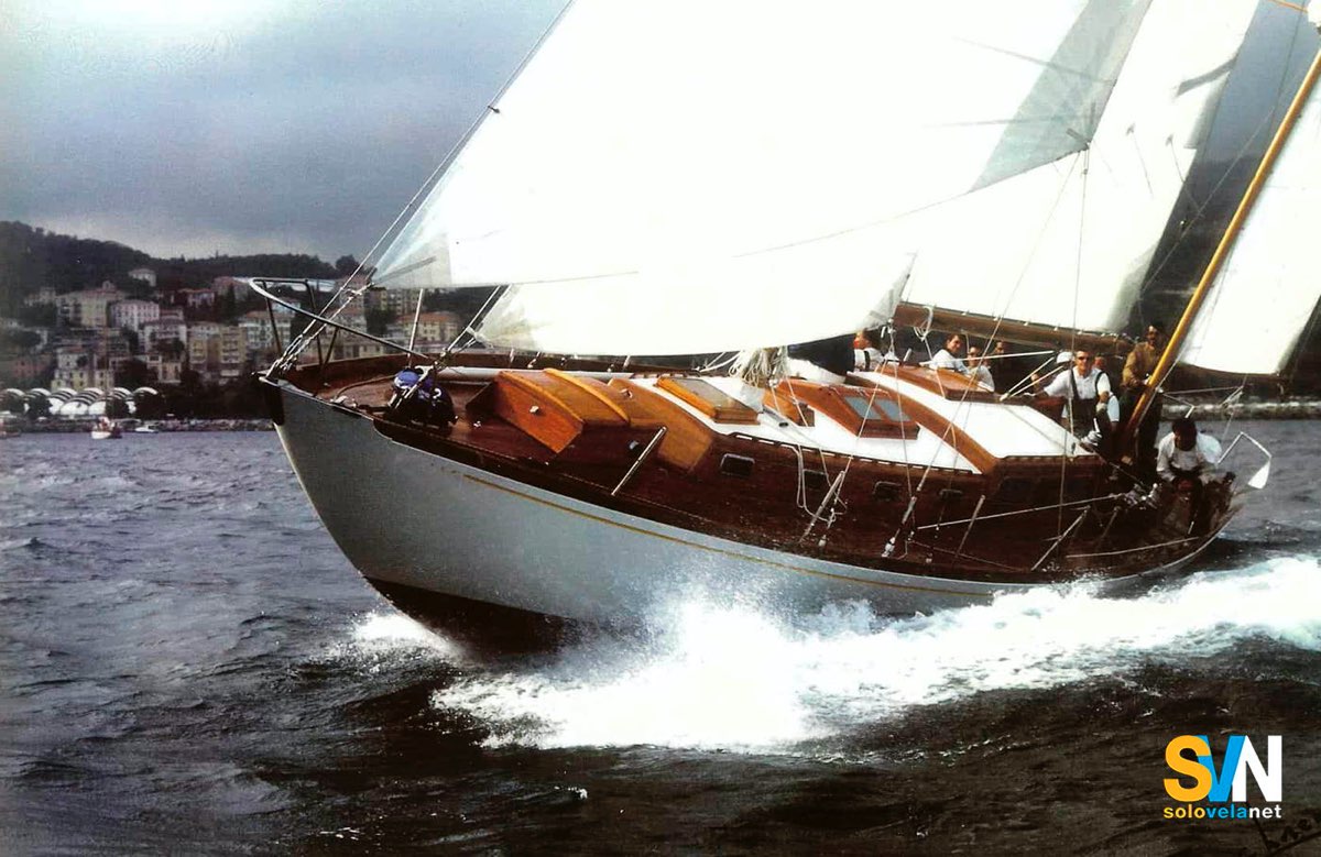 Il Beatrice, yawl del 1963 donato all'isituto Nautico di Imperia si trova al centro di una polemica nel comunque di Imperia sulle spese per il suo restauro