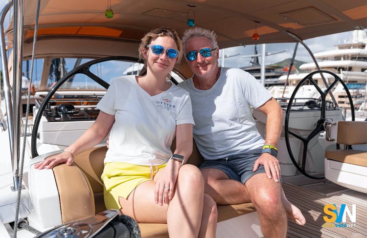 Richard Hadida a bordo della sua barca con la moglie Ali