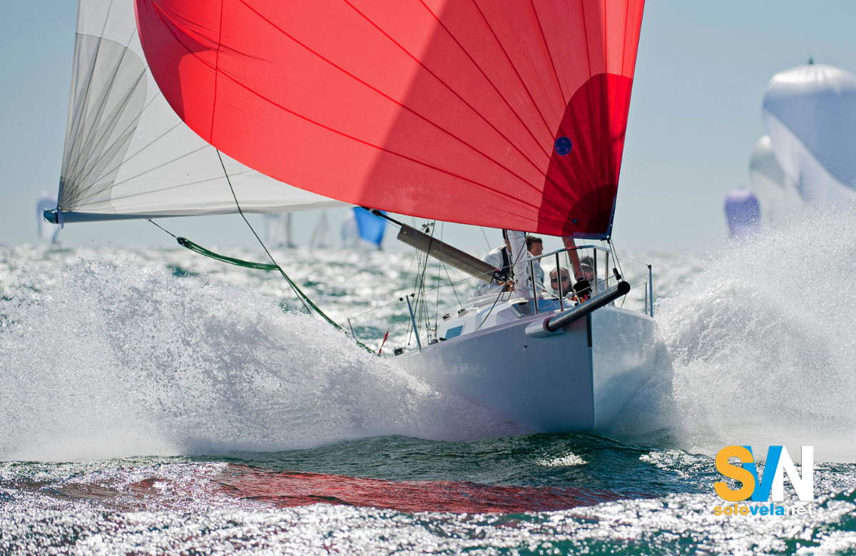 J 80, un otto metri agile e veloce