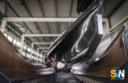 Ferrari Hypersail, lo scafo definitivo esce dallo stampo