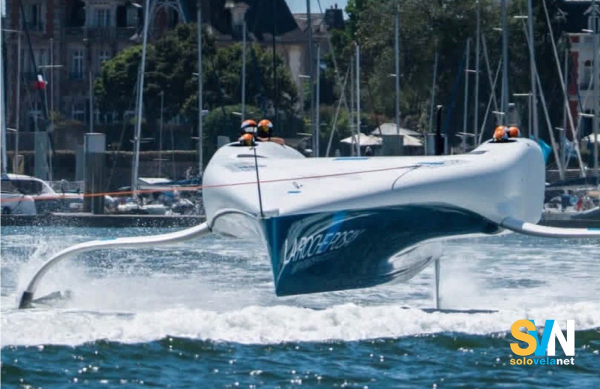 La Roche-Posay vara il suo AC75 verso l’America’s Cup 2027