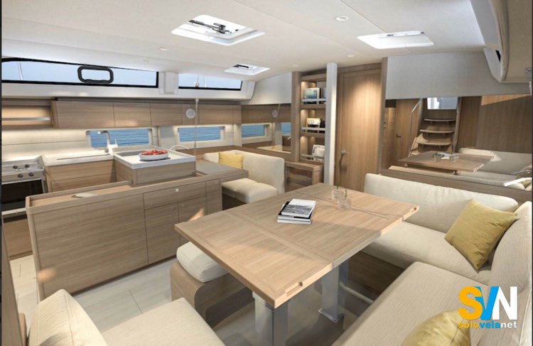 Oceanis 52, la dinette