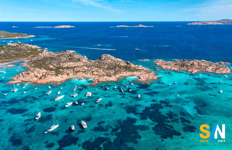 Le piscine, Budelli, nell'Arcipelago di La Maddalena