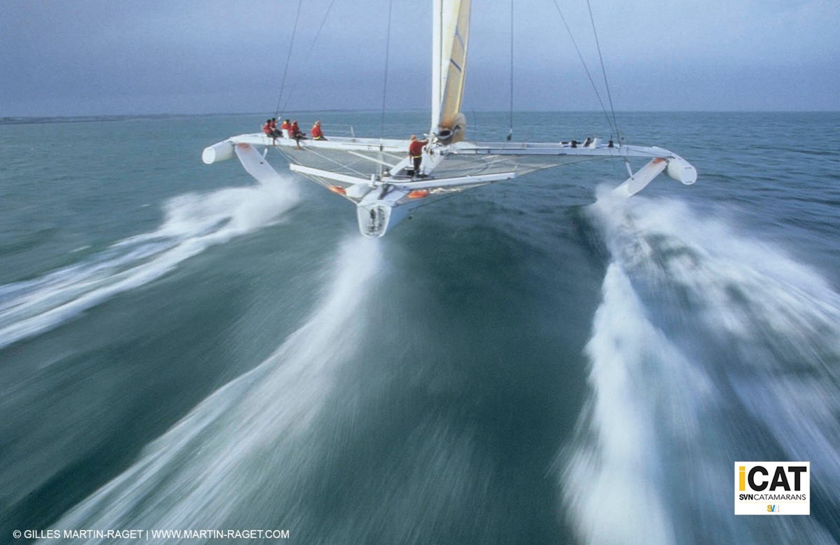 L’Hydroptère 2, rinato è tornato a navigare a velocità incredibili