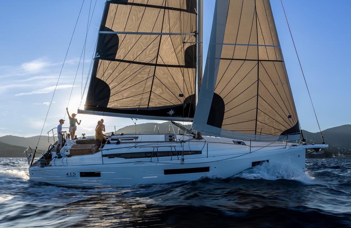 Sun Odyssey 415