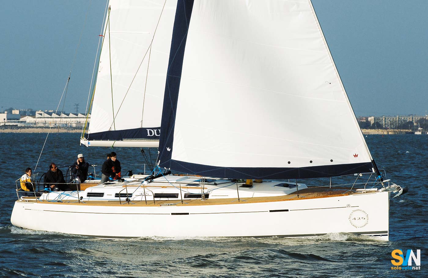 Dufour 425 Grand Large fuori produzione: un’ottima scelta per chi cerca comfort e prestazioni