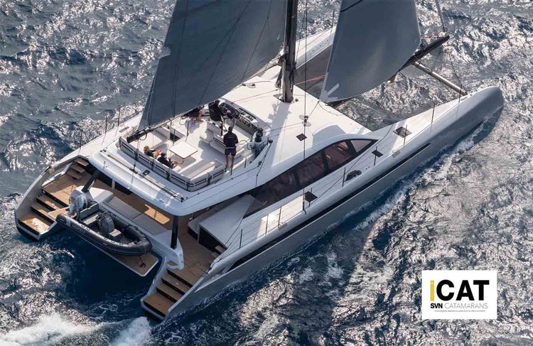 I catamarani d'altura hanno delle reti molto lunghe e una cellula abitativa arretrata