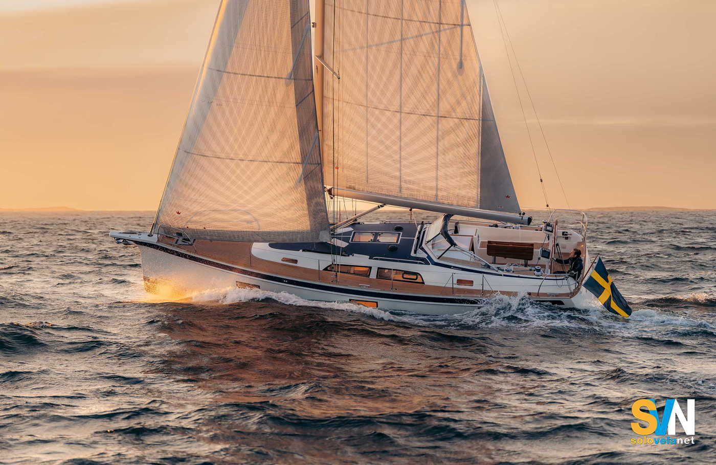 Hallberg Rassy 370, il piccolo del cantiere svedese