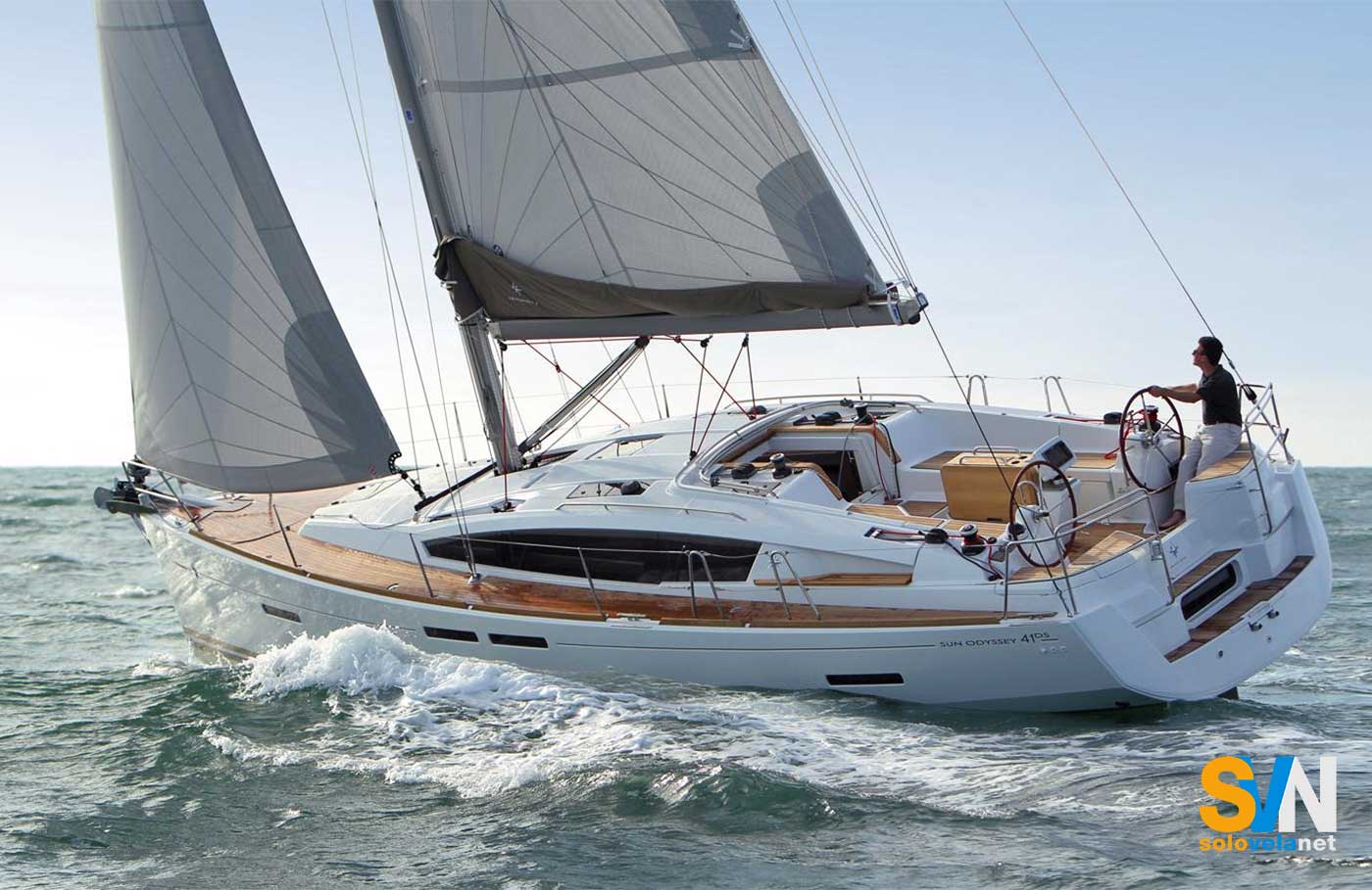 Analisi Sun Odyssey 41 DS Jeanneau (2013): il difficile compito di sostituire il 42 DS