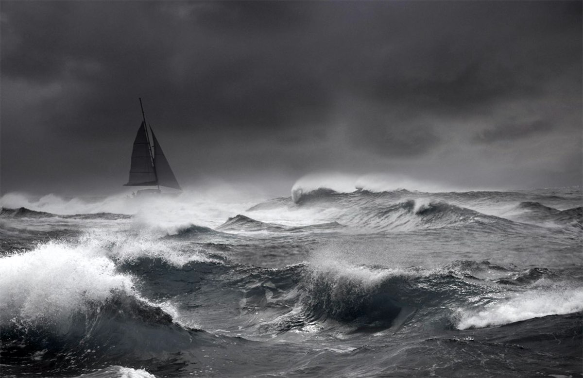 Fortunatamente evitare il cattivo tempo in mare è possibile: si può navigare per una vita intera senza incontrare una vera burrasca