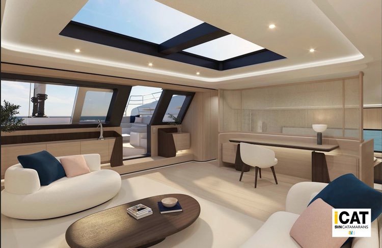 FPY 110S, è un catamarano di 35 metri con tre ponti