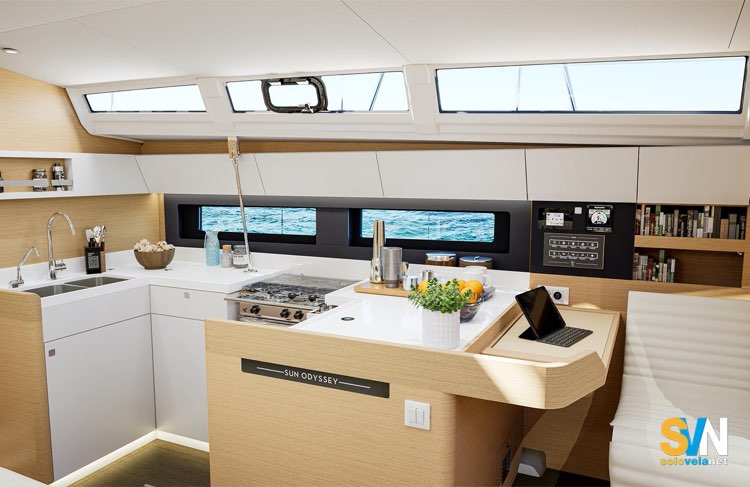 Sun Odyssey 455, la cucina