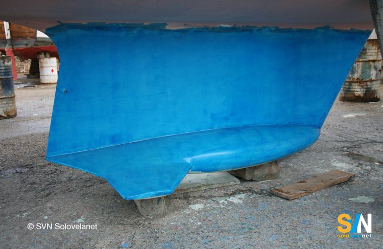 Un vecchio bulbo in ghisa ad alette di un Hunter 35.5