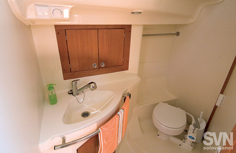 Impression 384, il bagno di poppa