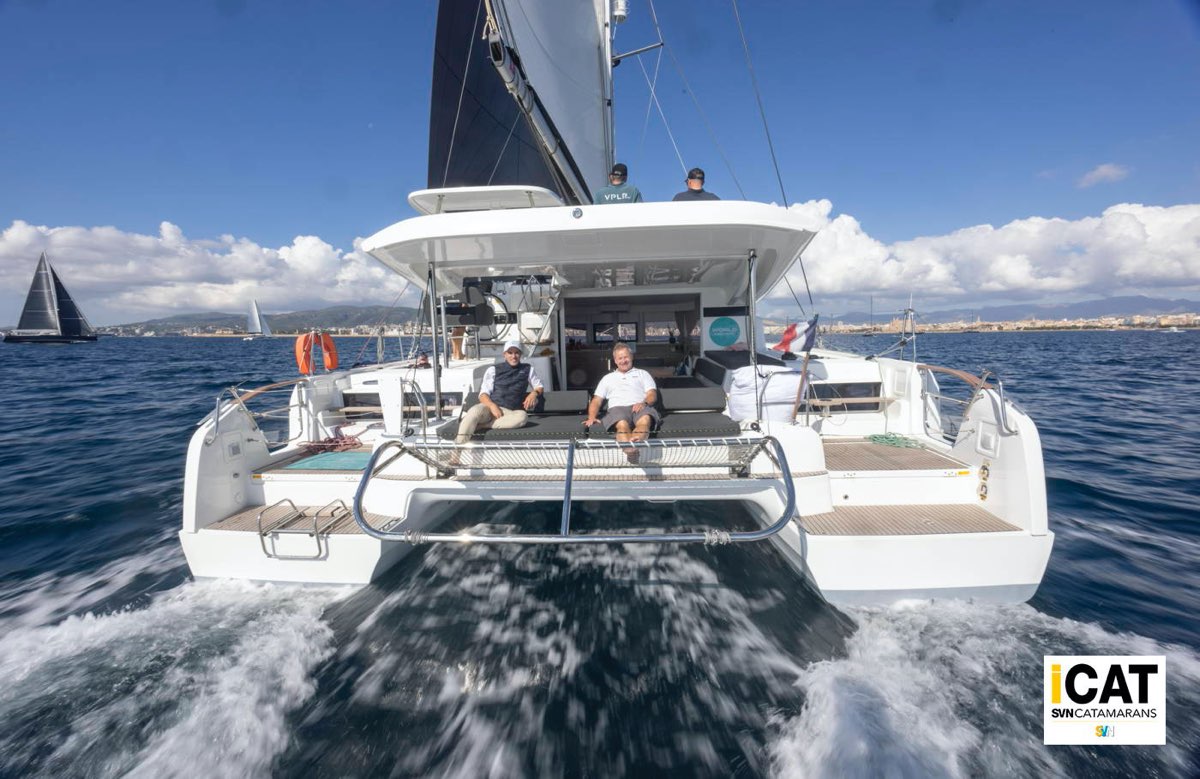 Lagoon 43, un catamarano di ultima generazione particolarmente comodo e molto vivibile