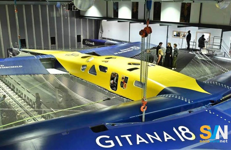 I preparativi per il banchetto che si è tenuto sotto le reti del Gitana 18 per innaugurare il mostro supertecnologico