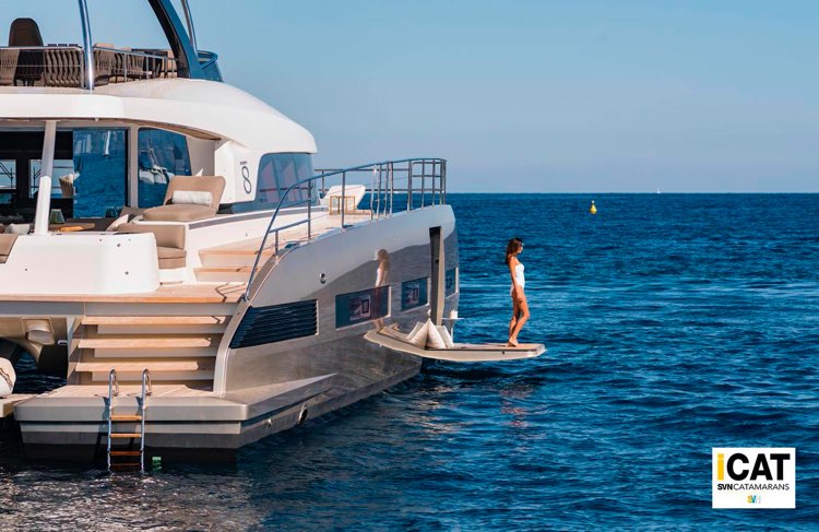 Il Seventy8 della Lagoon in rada