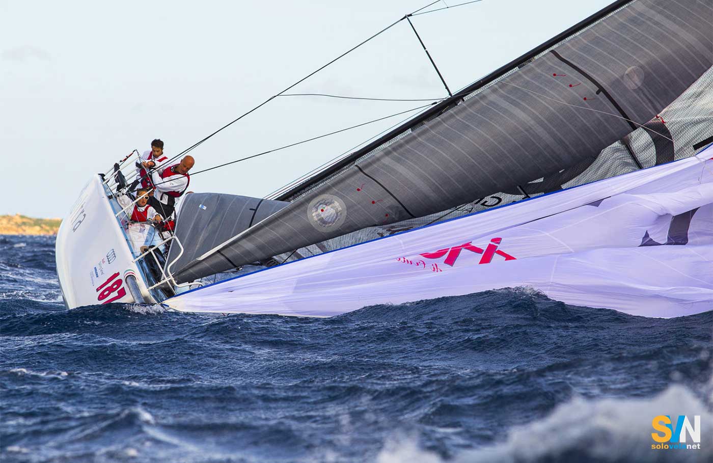 Straorza in barca a vela: come evitarla e cosa fare se succede
