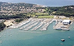 Un immagine dello stabilimento Poncin dedicato alla costruzione dei Catana