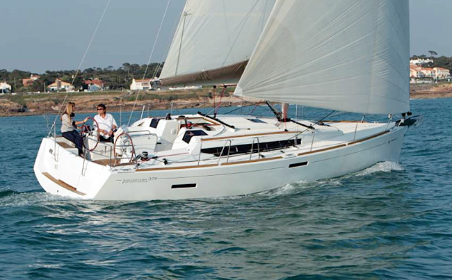 Il Sun Odyssey 379 in navigazione