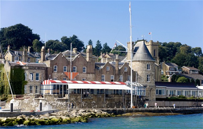 Il Royal Squadron Yacht Club si apre alle donne 