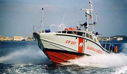 Salvato diportista nel porto di Viareggio
