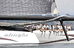 Alinghi, nuovo incontro a Singapore