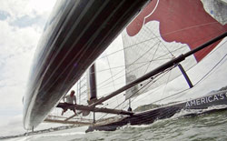 AC45 in navigazione nelle acque di Auckland