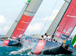 Bmw Oracle giustizia le italiane, ma la prima finale è di Alinghi