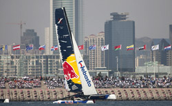 Red Bull Sailing Team domina la prima giornata